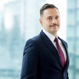 大圩镇：黄皮满枝头致富“黄金果 ”